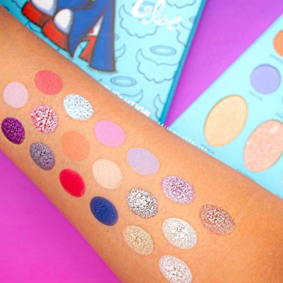 Revolution x Bratz Chloe palette eyeshadow NIB - Picture 5 of 9